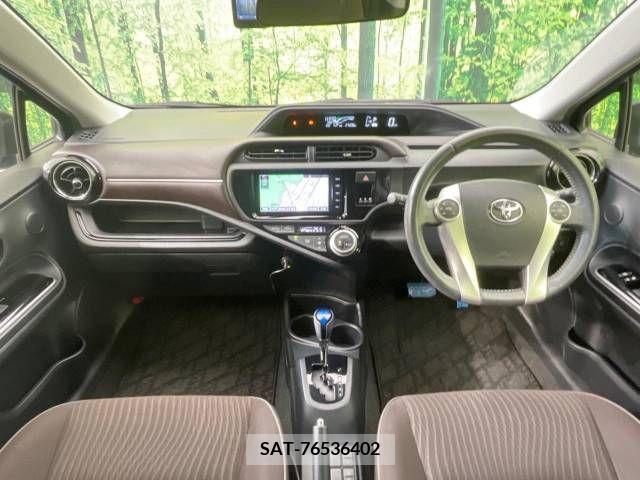 Toyota AQUA 2016-03 260504-1