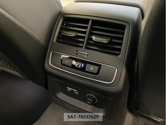 Audi A4 2021-05 218848-16