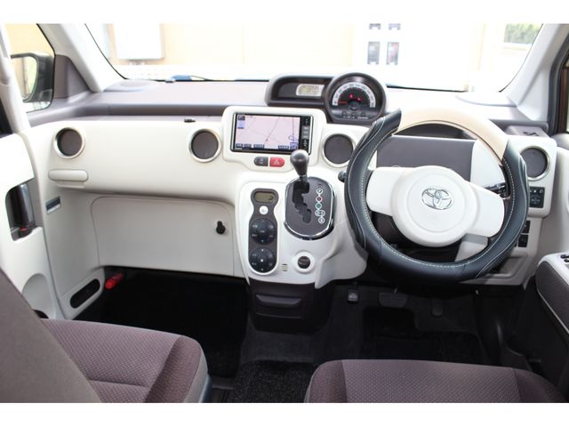 Toyota SPADE 2012-09 7950-1