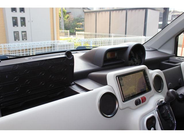 Toyota SPADE 2012-09 7950-17