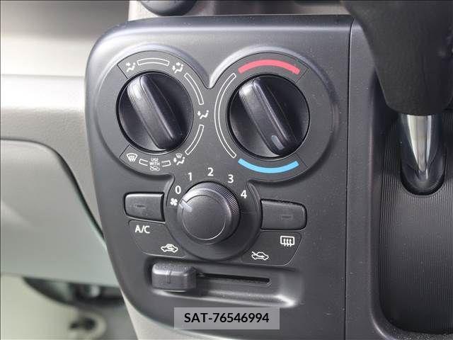 Suzuki EVERY 2023-06 268864-16