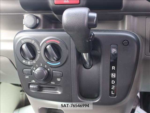 Suzuki EVERY 2023-06 268864-15
