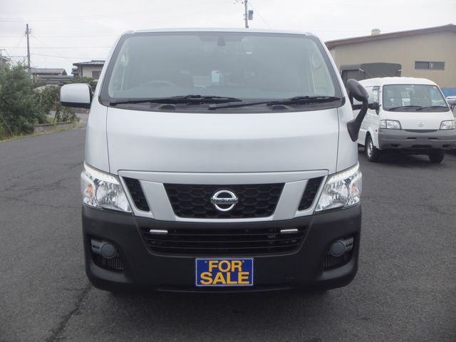 Nissan NV350 Caravan 2017-04 8535-1
