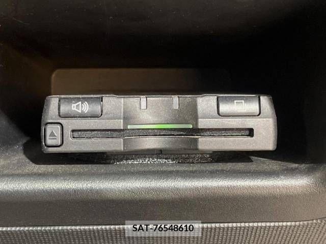 Toyota PORTE 2012-11 313674-6