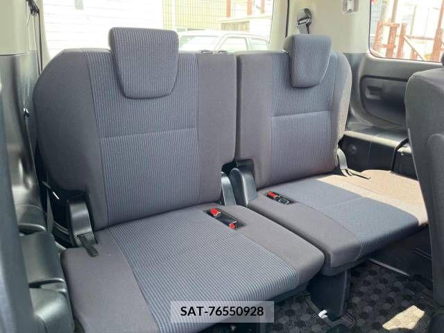 Toyota VOXY 2018-10 250403-13