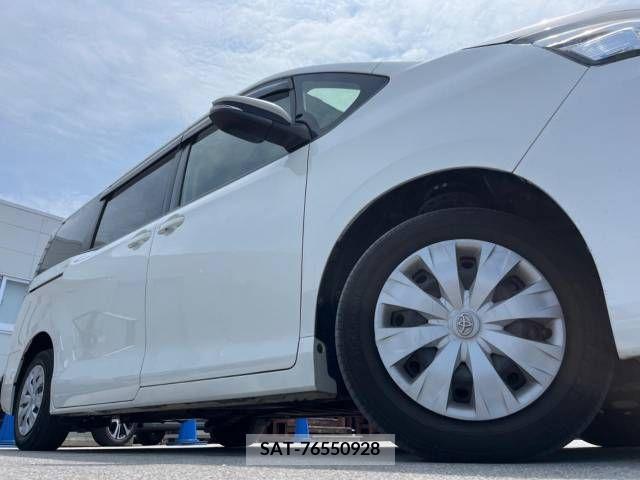 Toyota VOXY 2018-10 250403-17