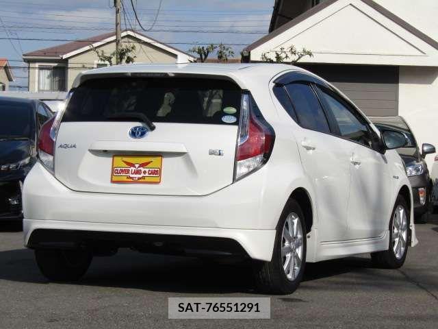 Toyota AQUA 2015-03 210481-7
