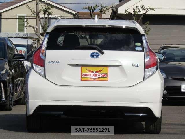 Toyota AQUA 2015-03 210481-5