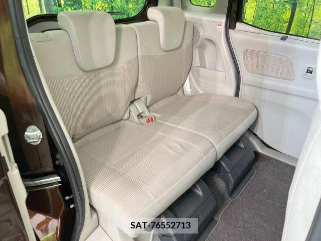 Nissan ROOX 2016-12 323808-9