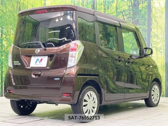 Nissan ROOX 2016-12 323808-17