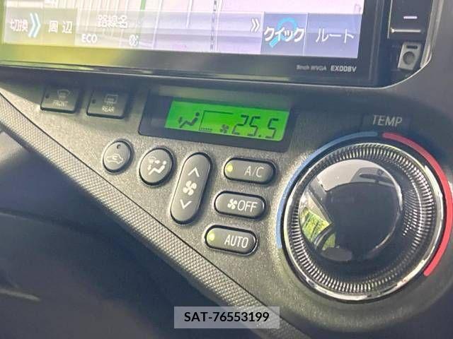 Toyota AQUA 2014-01 384051-7