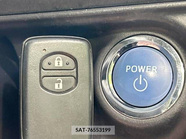 Toyota AQUA 2014-01 384051-6