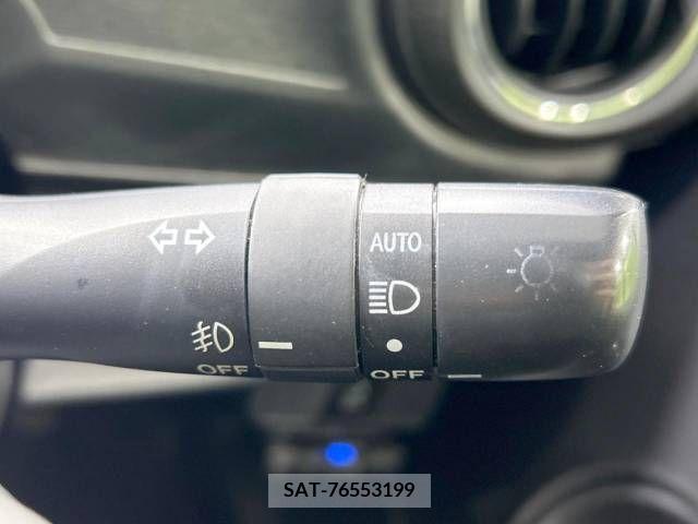 Toyota AQUA 2014-01 384051-5