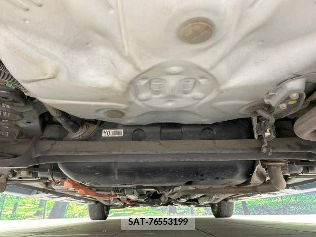 Toyota AQUA 2014-01 384051-19