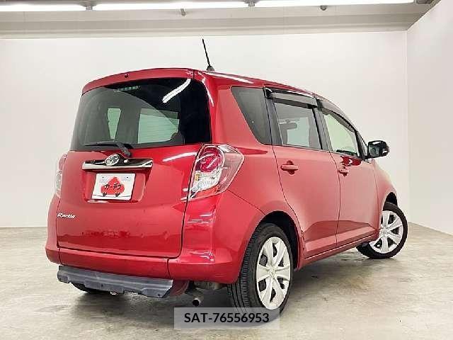 Toyota RACTIS 2008-11 366846-2