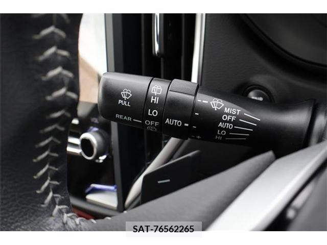 Subaru FORESTER 2019-04 270215-16