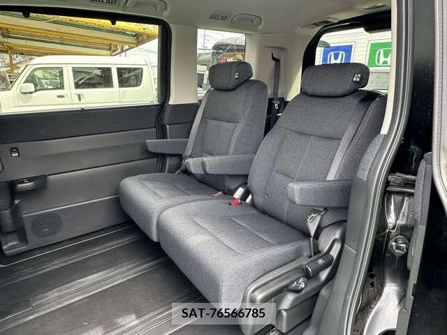 Honda STEP WGN 2023-05 315202-3