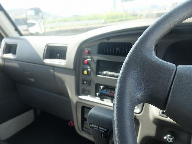 Nissan CARAVAN VAN 1999-12 1017-6