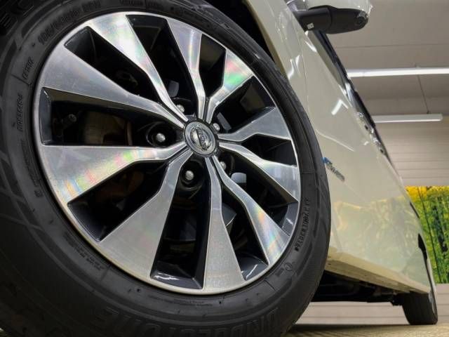 Nissan SERENA 2016-10 26955-14