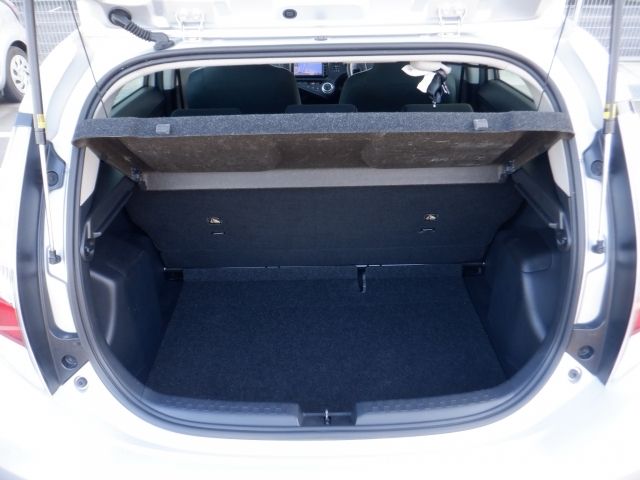 Toyota AQUA 2016-07 13016-21