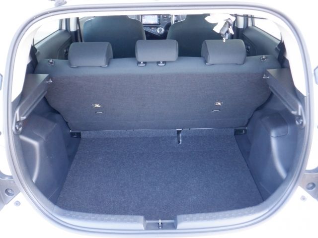 Toyota AQUA 2016-07 13016-14