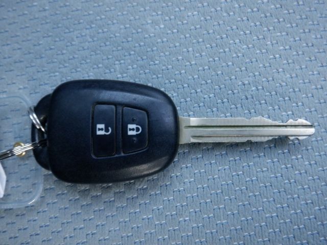 Toyota AQUA 2016-07 13016-3