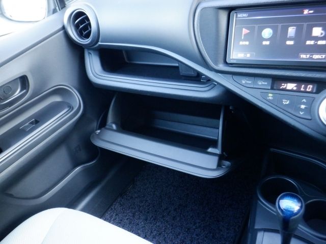 Toyota AQUA 2016-07 13016-20
