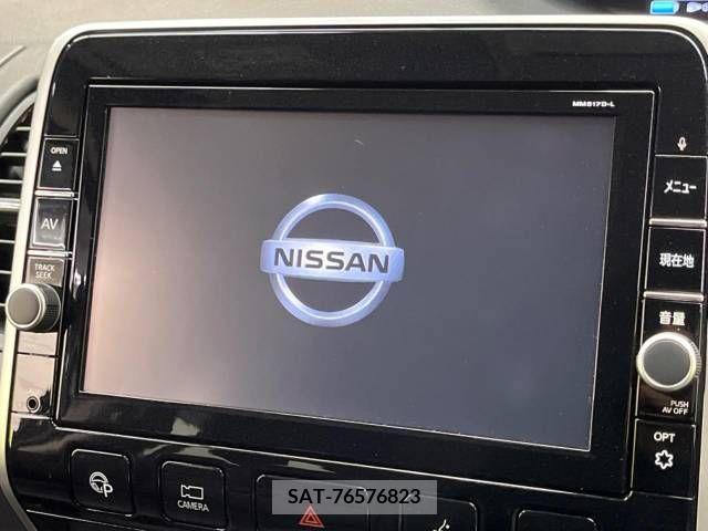 Nissan SERENA 2018-03 217163-2