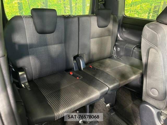 Toyota VOXY 2019-09 343224-10