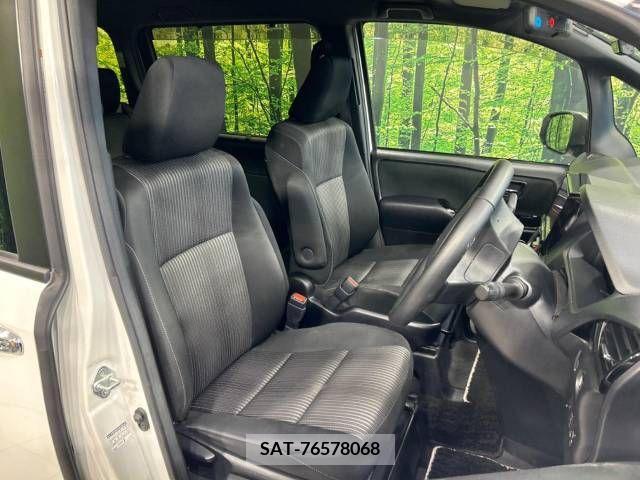 Toyota VOXY 2019-09 343224-8