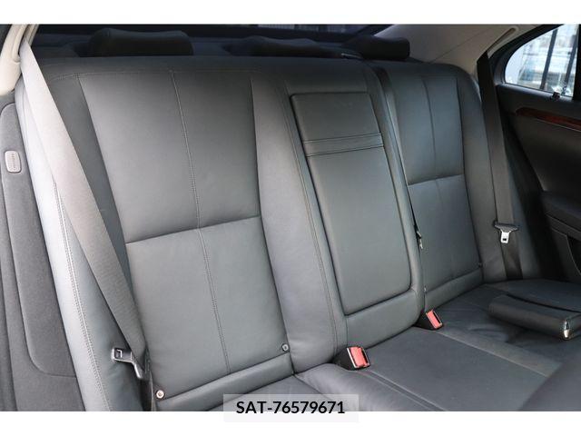 Mercedes Benz S-CLASS 2009-03 246631-10