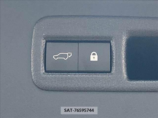 Lexus NX 2018-01 354197-8