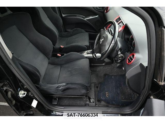 Mitsubishi COLT 2011-10 320715-10