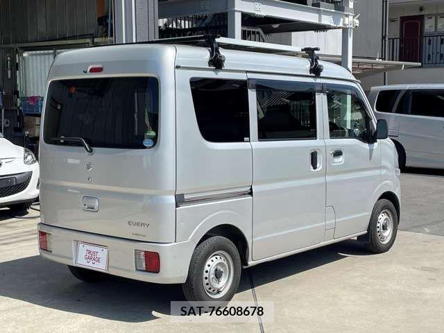 Suzuki EVERY 2015-09 221710-2