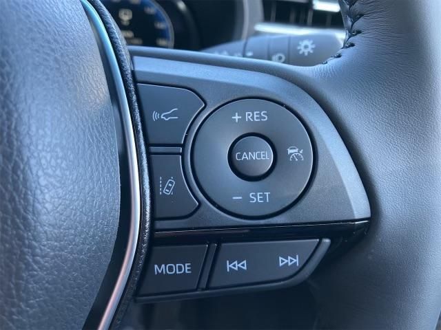Toyota HARRIER HYBRID 2023-09 18522-21