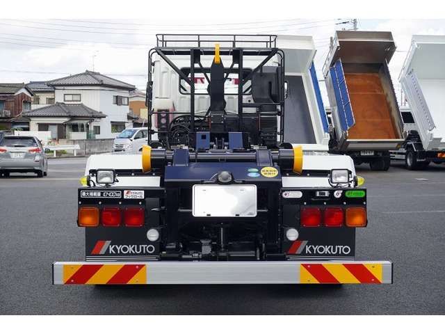 MITSUBISHI FUSO SUPER GREAT 2023-02 12398-3