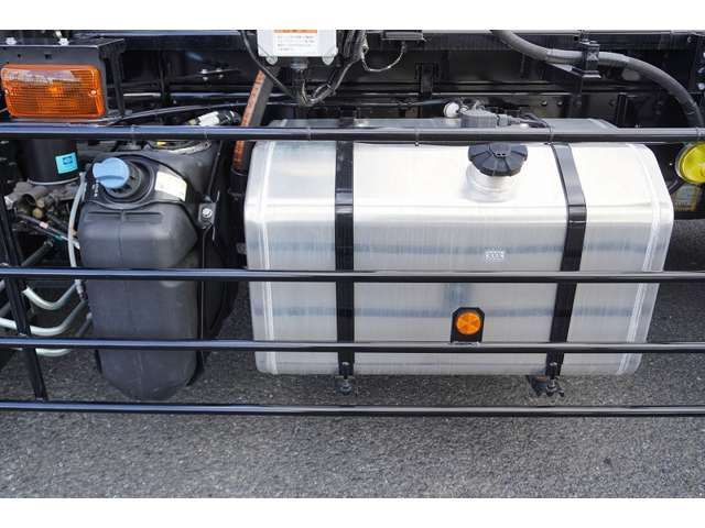 MITSUBISHI FUSO SUPER GREAT 2023-02 12398-15