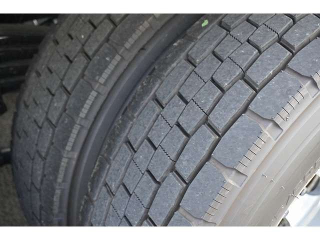 MITSUBISHI FUSO SUPER GREAT 2023-02 12398-9