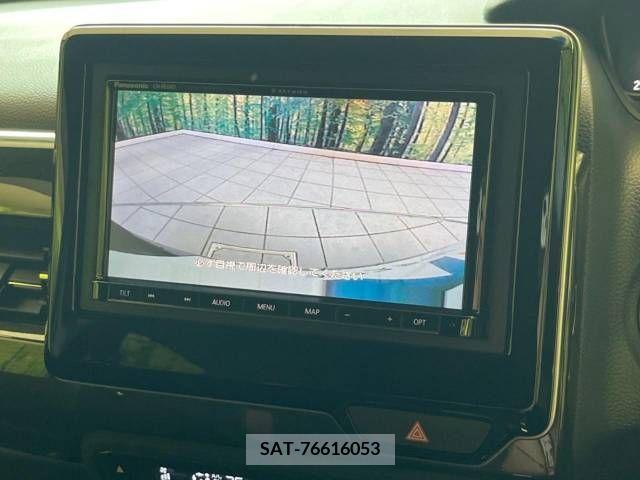 Honda N BOX CUSTOM 2018-04 306987-3