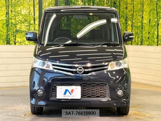 Nissan ROOX 2012-02 393749-14