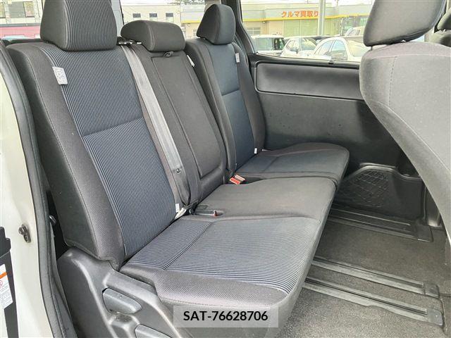 Toyota VOXY 2014-07 321724-14