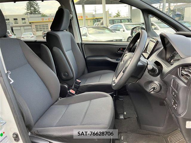 Toyota VOXY 2014-07 321724-13