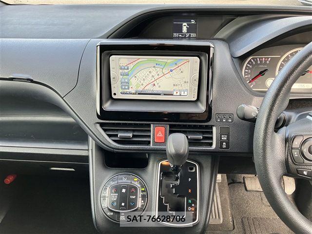 Toyota VOXY 2014-07 321724-23