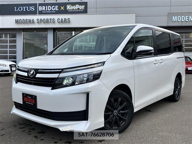 Toyota VOXY 2014-07 321724-2
