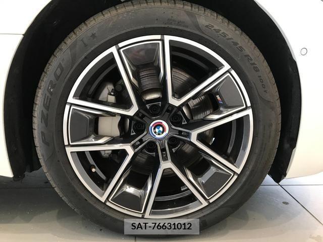 Bmw i4 2022-12 357136-27