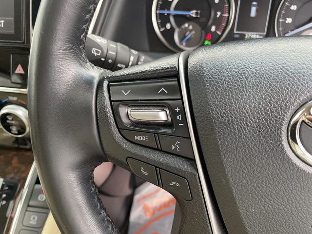 Toyota ALPHARD 2018-12 24705-18