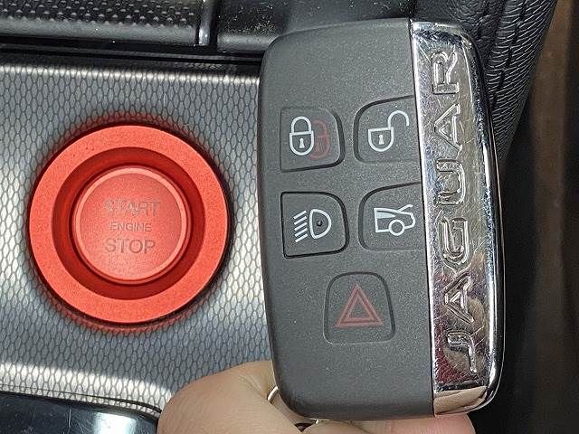Jaguar F-TYPE 2013-09 23274-8