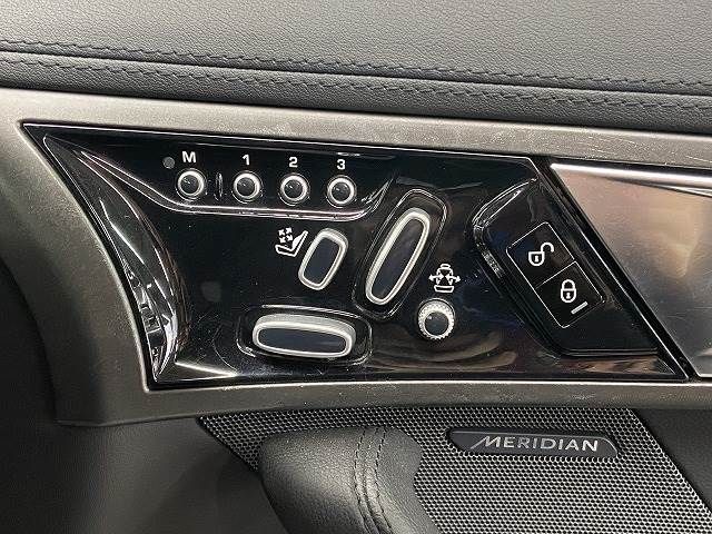 Jaguar F-TYPE 2013-09 23274-6