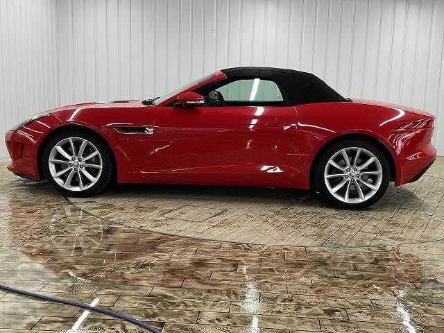 Jaguar F-TYPE 2013-09 23274-14