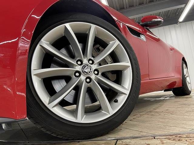 Jaguar F-TYPE 2013-09 23274-18